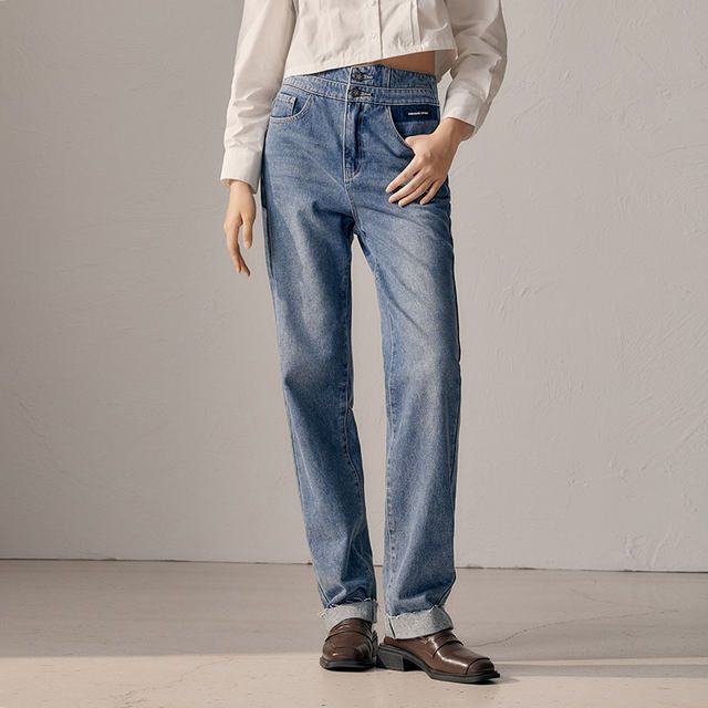 Women’s Straight-Leg Cotton Jeans