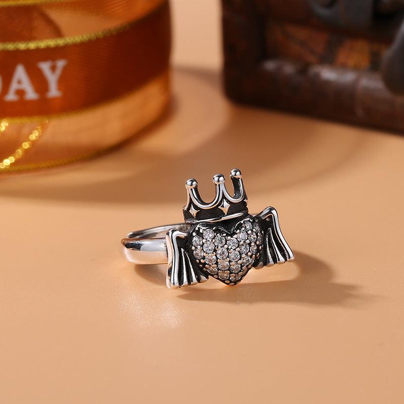 Women's Vintage Heart Wings Sterling Silver Ring - Trendha