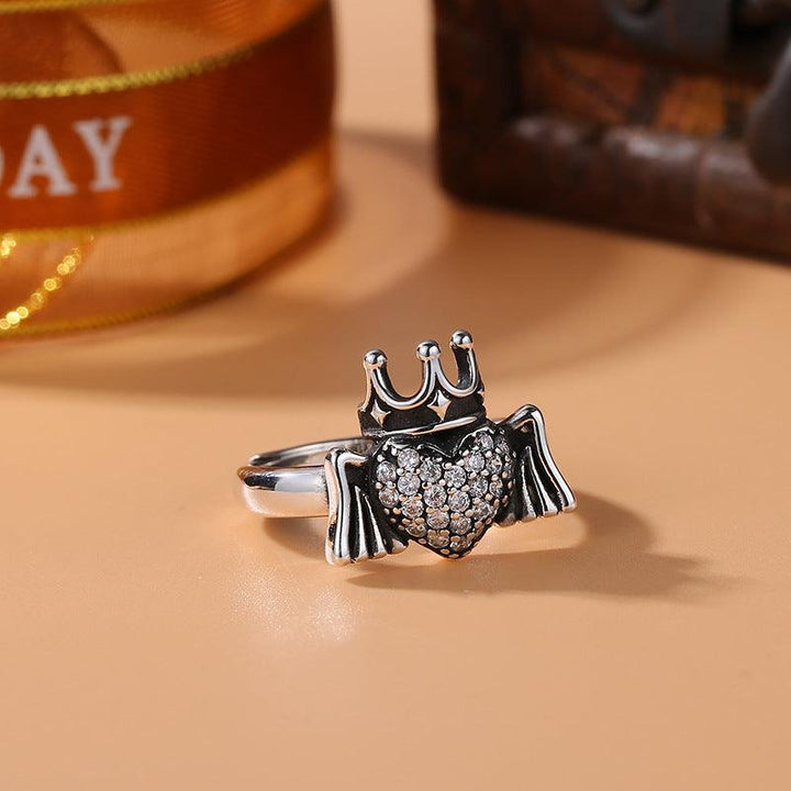 Women's Vintage Heart Wings Sterling Silver Ring - Trendha