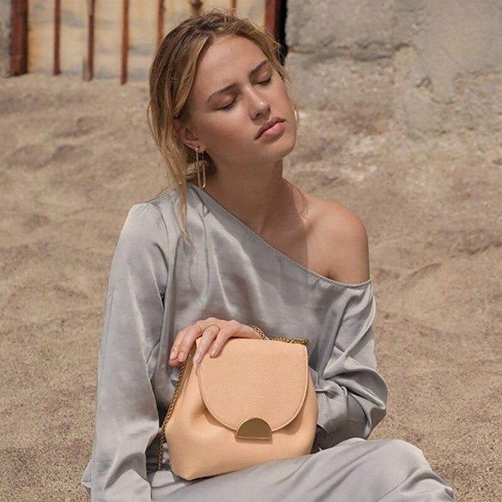 French Niche Design Chain Shoulder Messenger Bucket Bag - Trendha