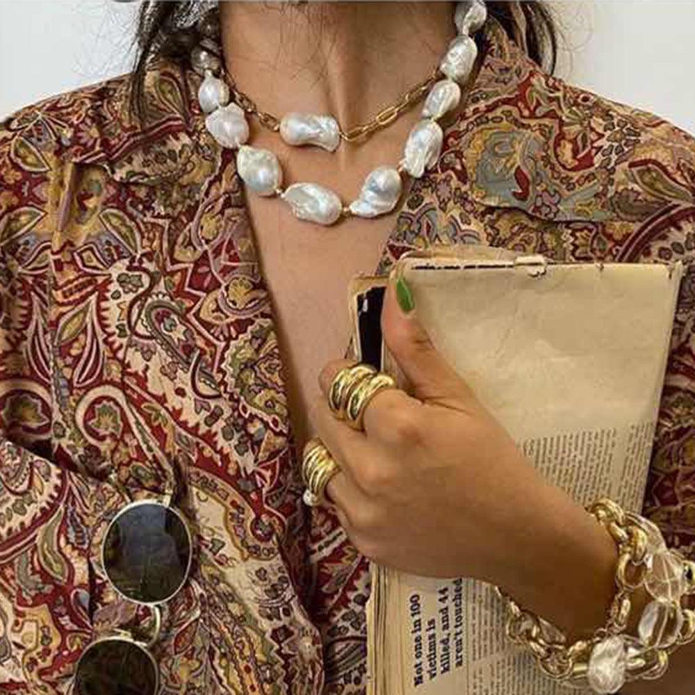 Irregular Pearl Necklace for Holiday Style
