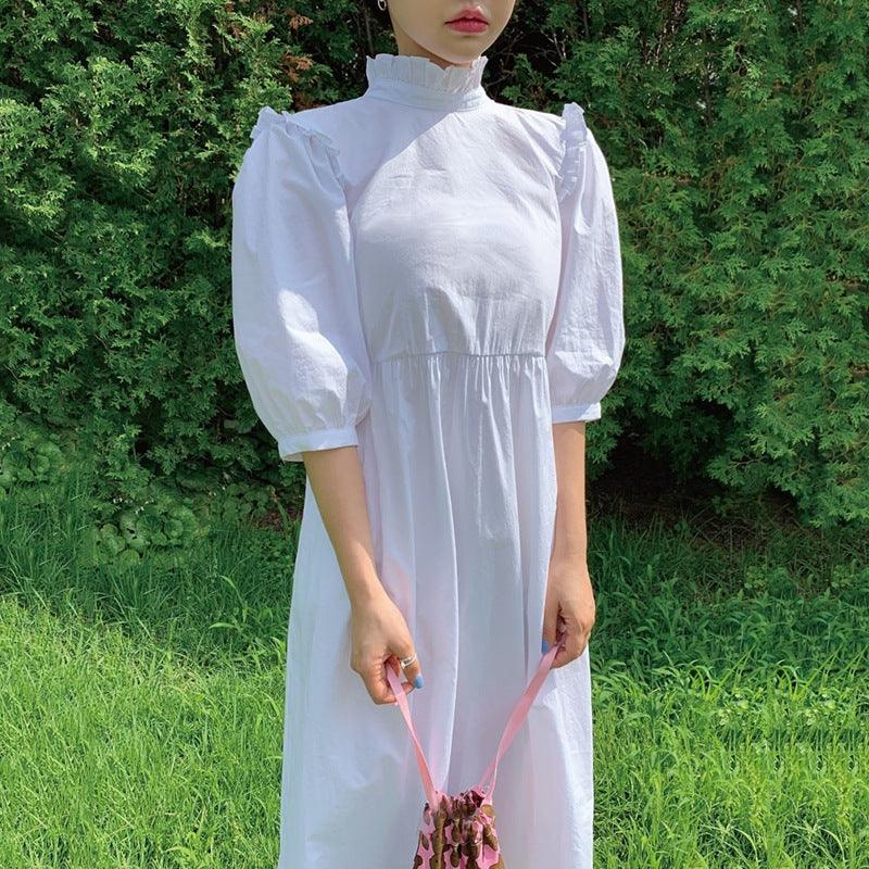 Stand-up collar dress with wood ears