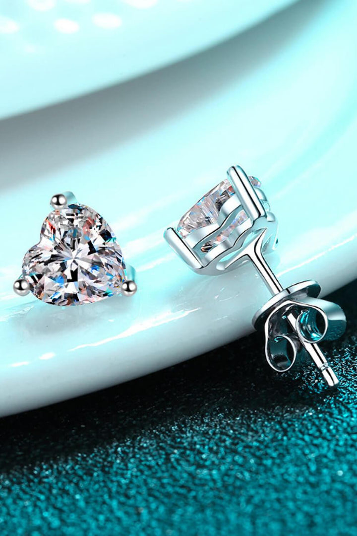2 Carat Moissanite Heart-Shaped Stud Earrings - Trendha