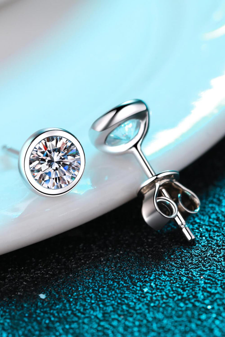 Moissanite Round-Shaped Stud Earrings - Trendha