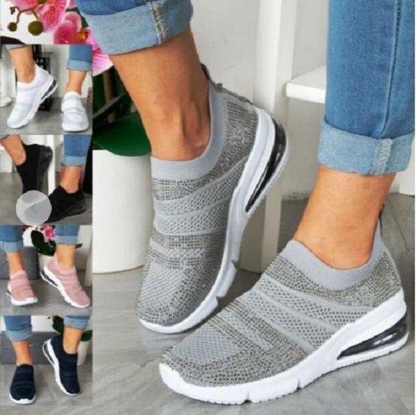 Hot Rhinestone Sports Breathable Mesh Soft Bottom Lightweight Running Shoes - Trendha