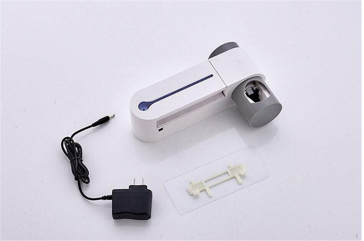 Toothbrush Holder With UV Sterilizer - Trendha
