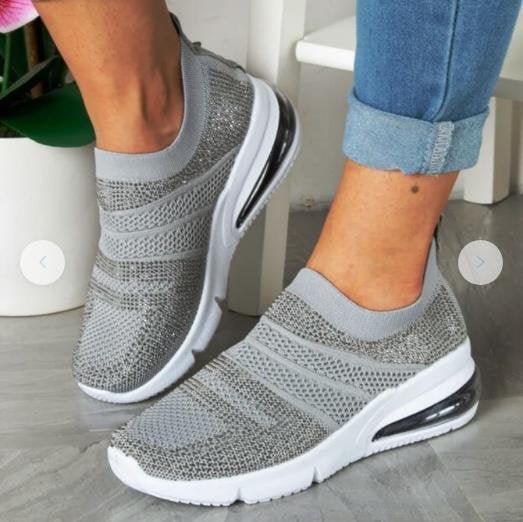 Hot Rhinestone Sports Breathable Mesh Soft Bottom Lightweight Running Shoes - Trendha