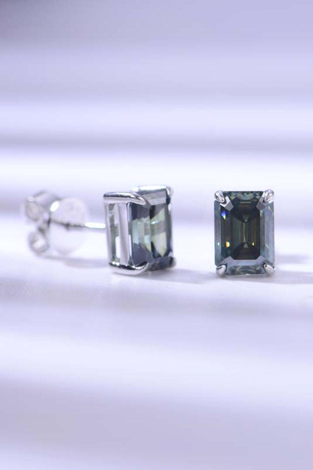 2 Carat Moissanite Stud Earrings in Green - Trendha