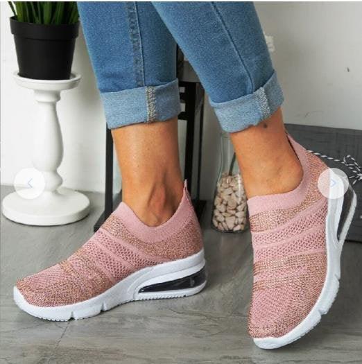 Hot Rhinestone Sports Breathable Mesh Soft Bottom Lightweight Running Shoes - Trendha