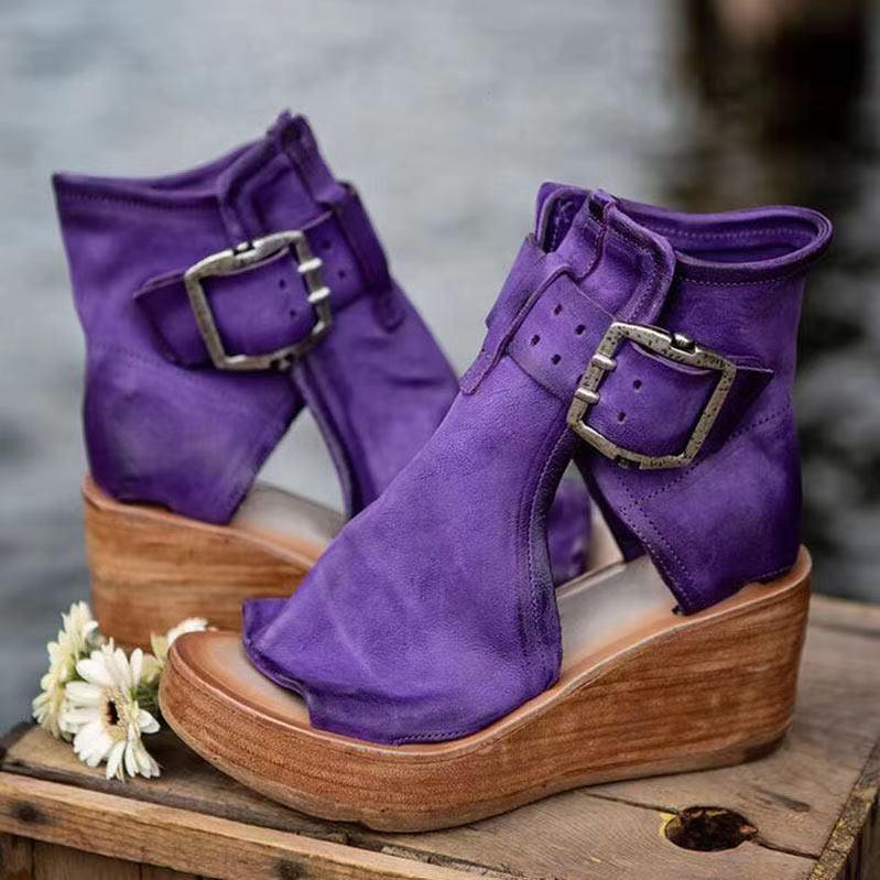 Chic and Comfortable Ethnic Shoes in a Range of Colors for Any Occasion