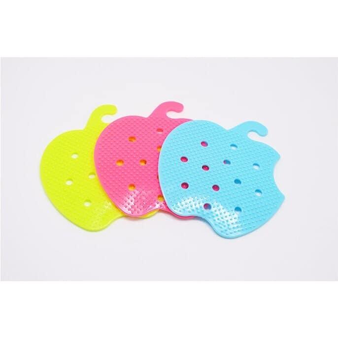 Multifunctional Brush for Fruit and Vegetable