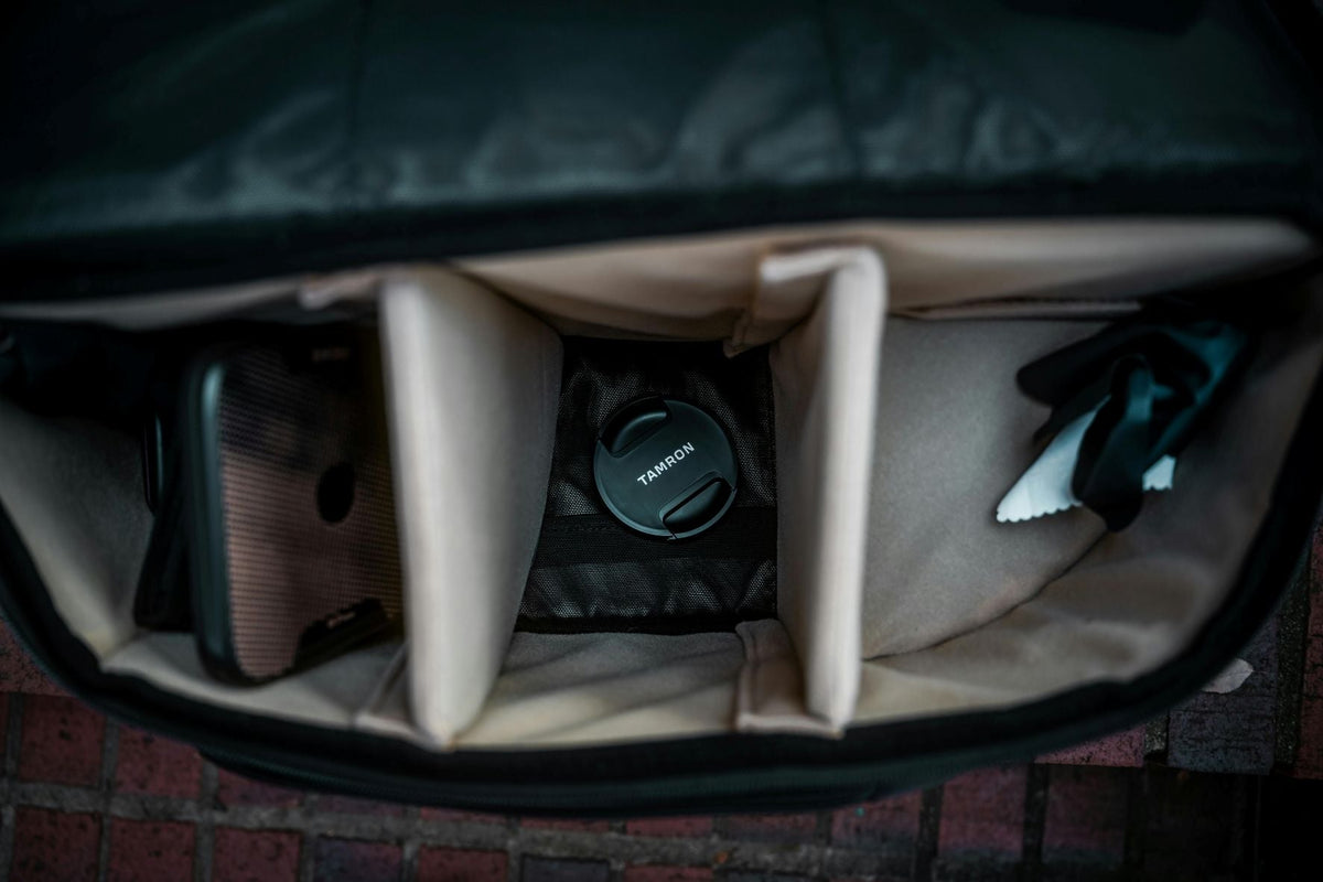 Inside a Perfect Travel Bag: What Compartments Actually Matter and Why