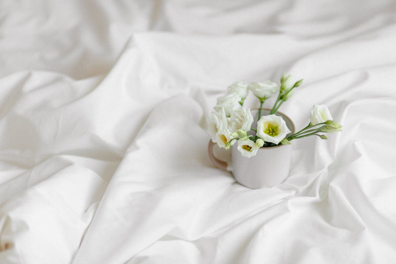 Percale vs Sateen: How Different Weaves Change the Feel of Your Bedding