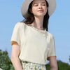 Color: Light yellow