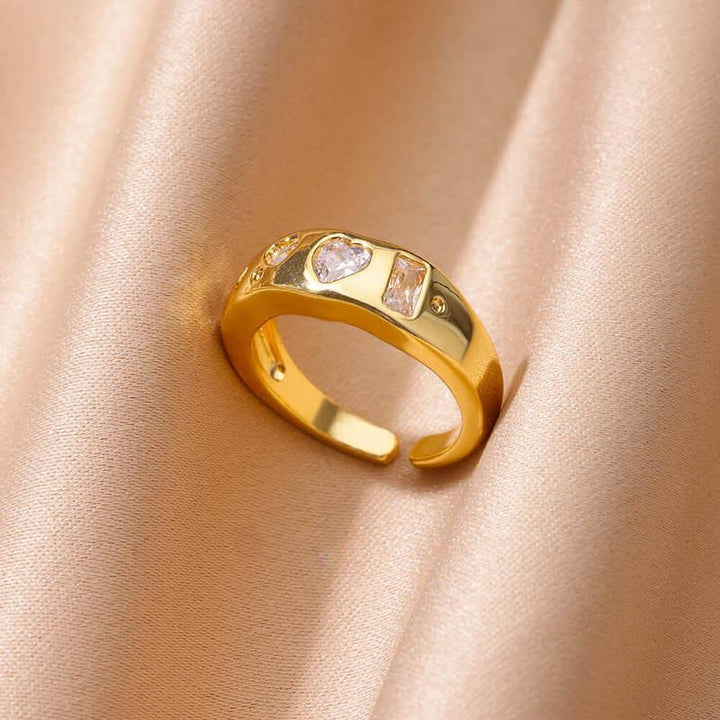 Gold Cubic Zirconia Heart Wedding Band