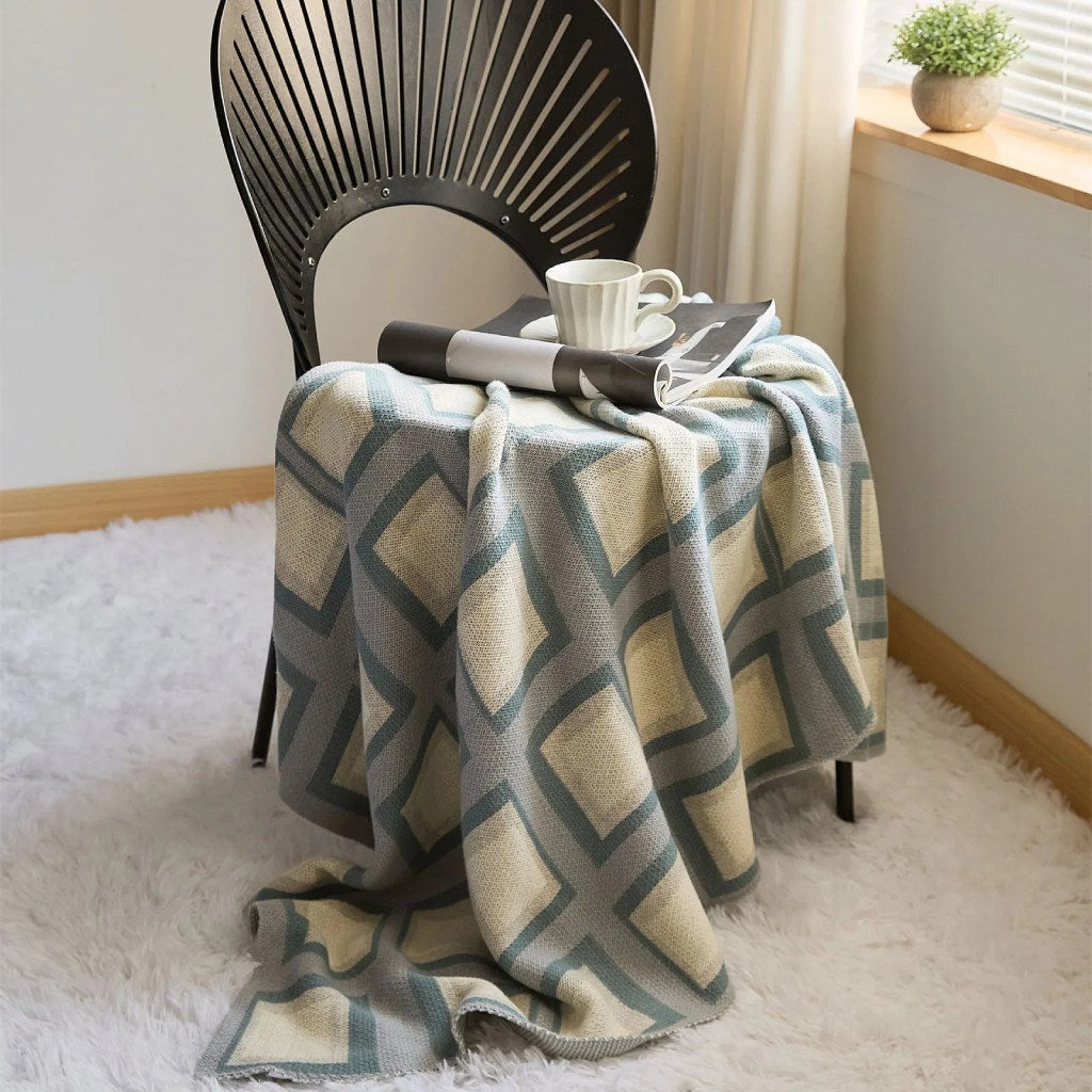 Modern Plaid Knitted Throw Blanket