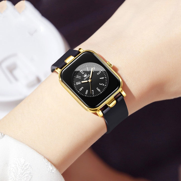 Simple Trendy Silicone Band Quartz Watch For Women