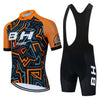 Color: 4 Suit