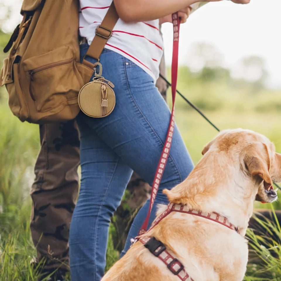 Portable Tactical Dog Treat Pouch with Rotatable Carabiner for Training