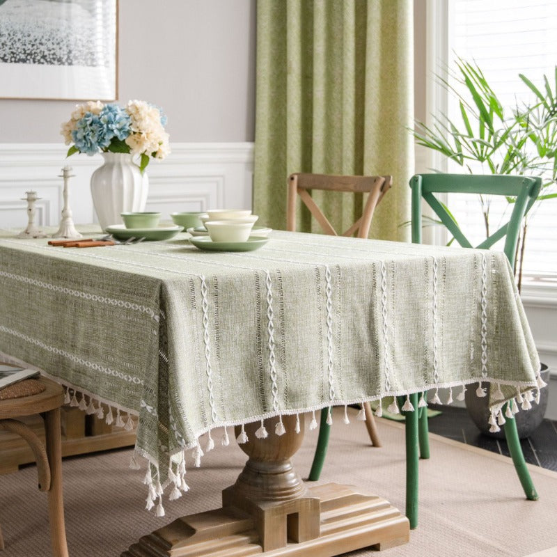 Green Hollowed Out American Style Tablecloth