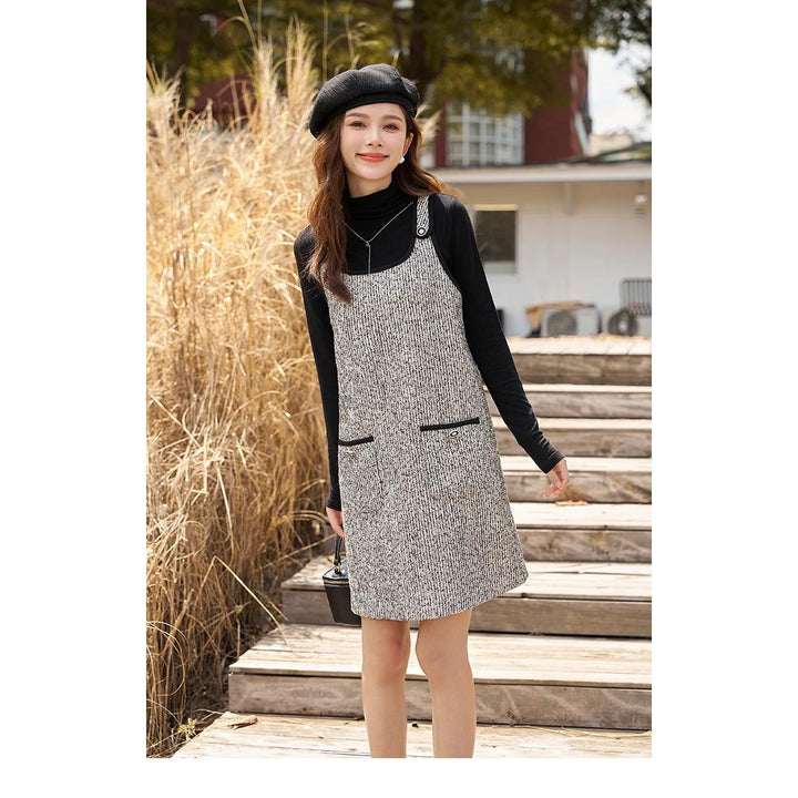 Elegant Women's Knee-Length Tweed Suspender Dress