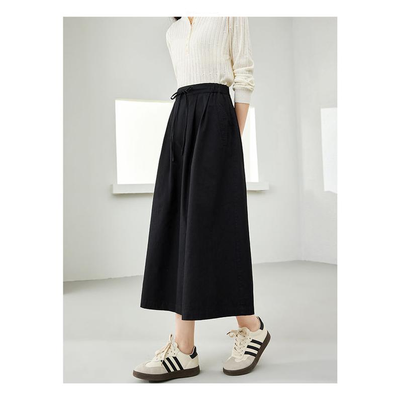 Elegant Black Cotton Midi Skirt with Pockets