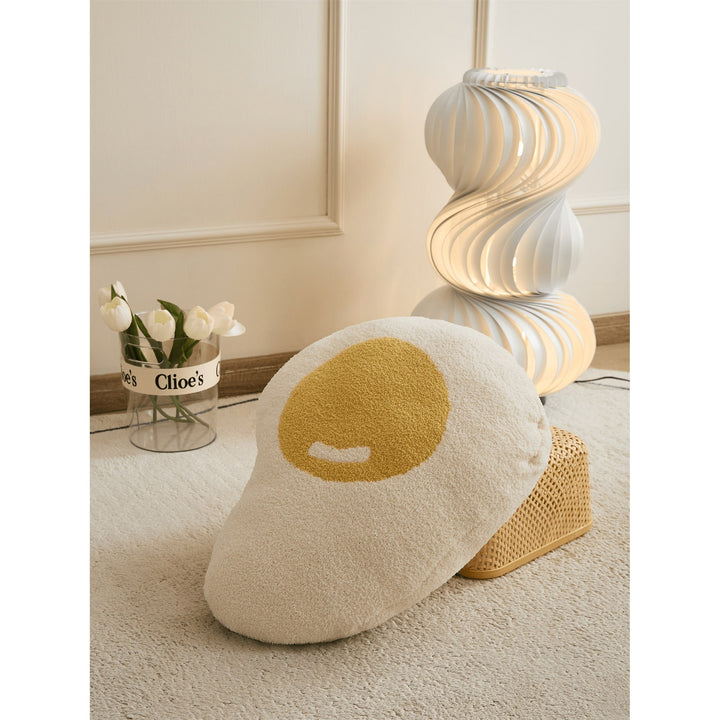 Kawaii Fried Egg Throw Pillow – Super Soft Cozy Cushion for Home Decor