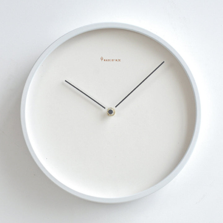 Modern Minimalist Living Room Metal Wall Clock