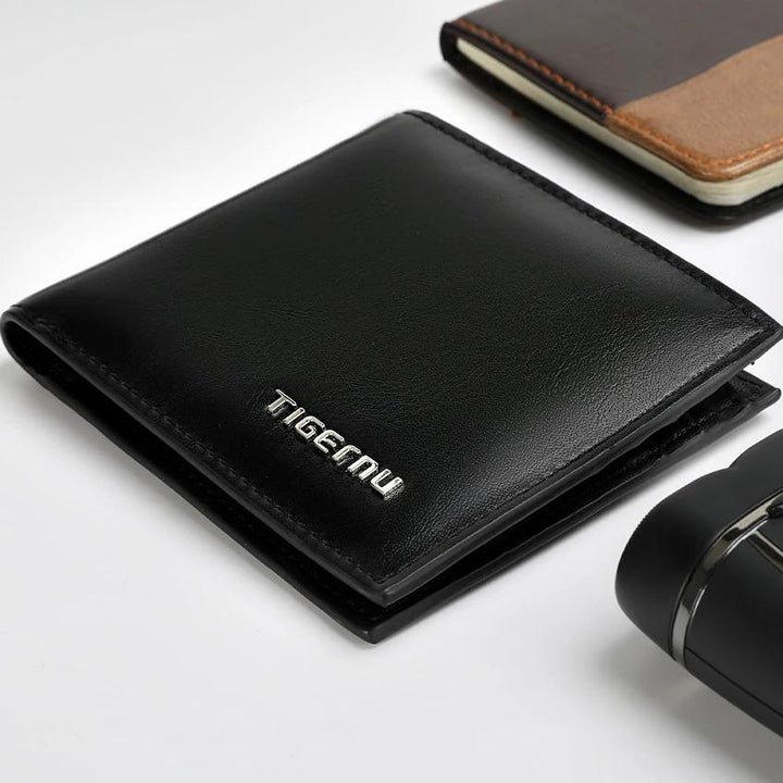 Men’s Slim Leather Wallet with RFID Blocking