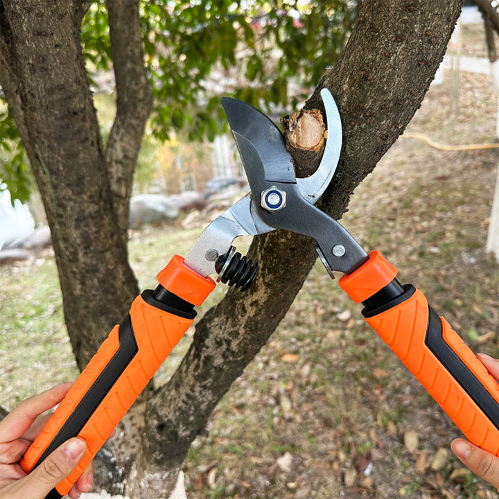 Professional Bypass Pruning Shears for Precision Garden Maintenance