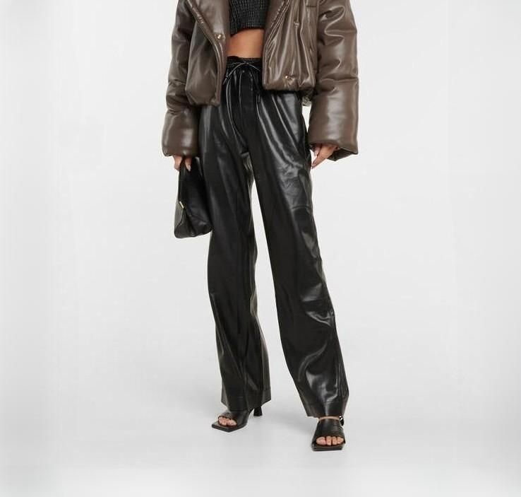 Retro Women's Black Straight Faux-Leather Pants