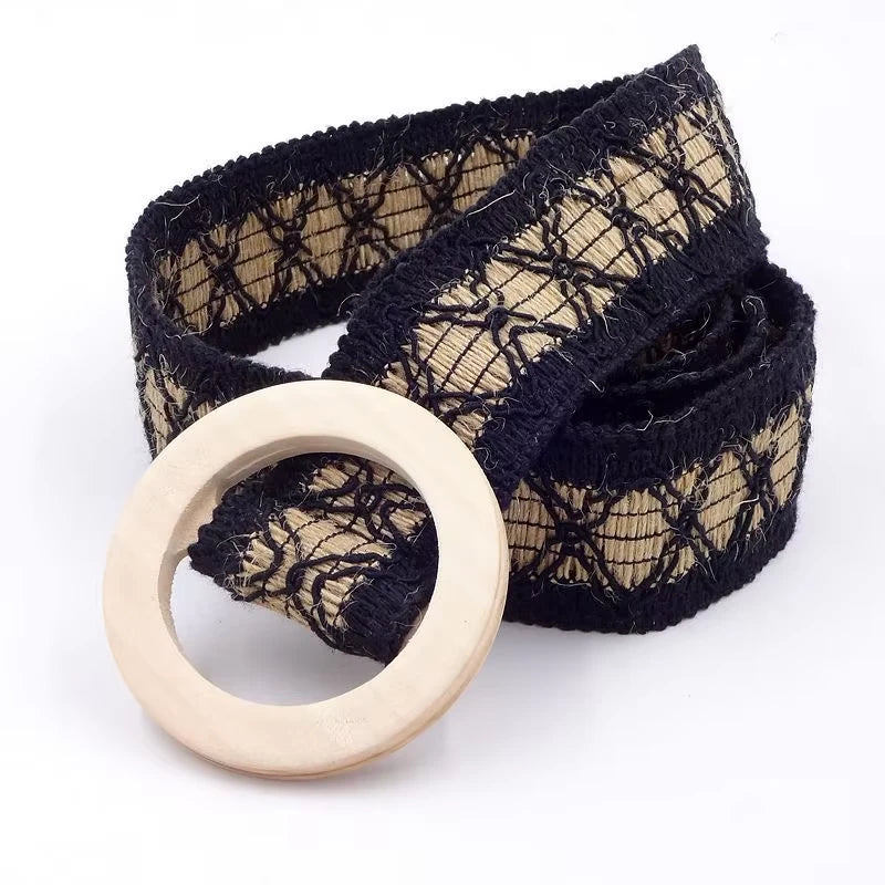 Boho Crochet Lace Belt with Wooden Buckle