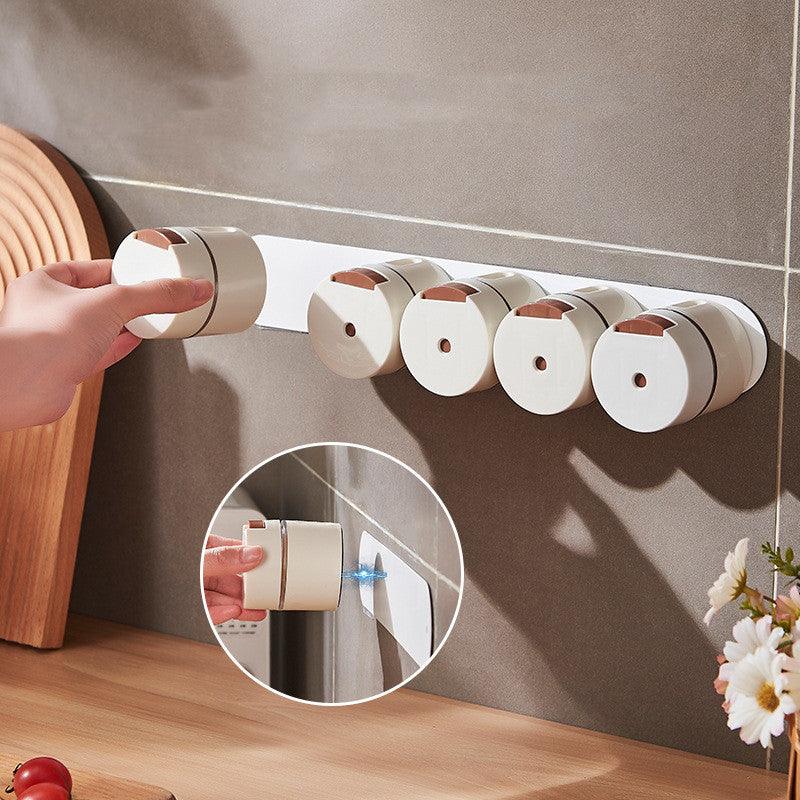 Magnetic Suction Wall Mounted Quantitative Salt Control Bottle - Trendha