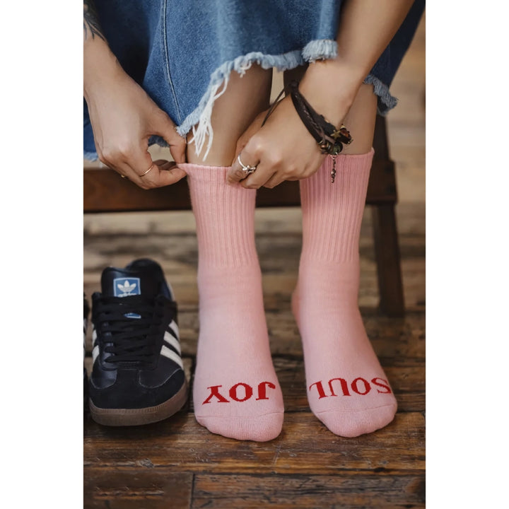 Women's Letter Love Mid Socks