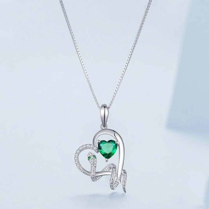 European And American Style Exquisite Snake Wrapped Love Necklace - Trendha