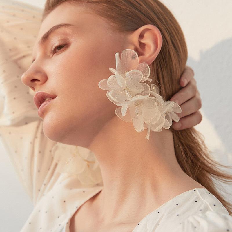 Exaggerated Mesh Flower Earrings Women's Circle Temperament - Trendha