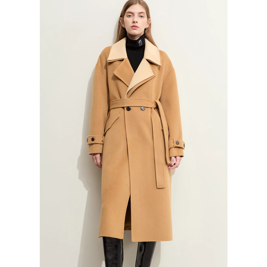 Minimalist Women’s Wool Coat with Contrast Stitching