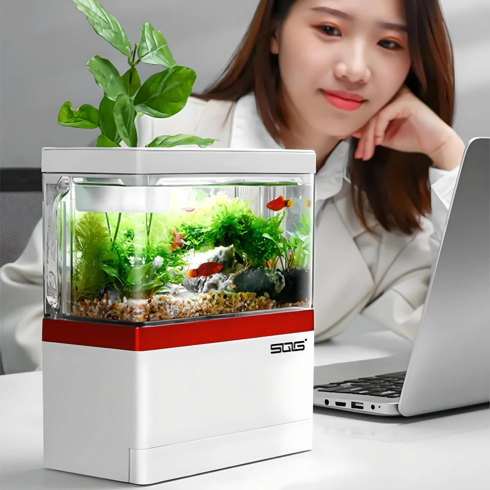 Self-Circulating Mini Fish Tank with USB Charging Filter