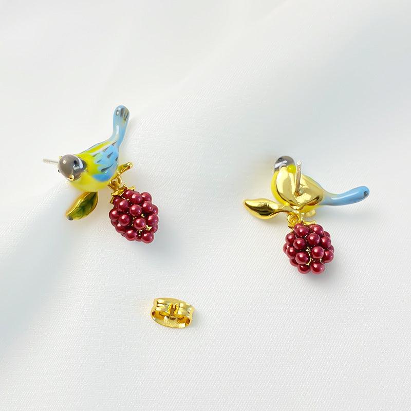 Girls' Creative Fashion Earrings In Europe And America - Trendha