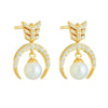 Color: Pearl studs