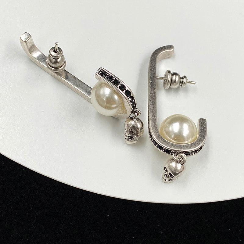New Skull Head Women's Pearl Brass And Diamond Earrings - Trendha