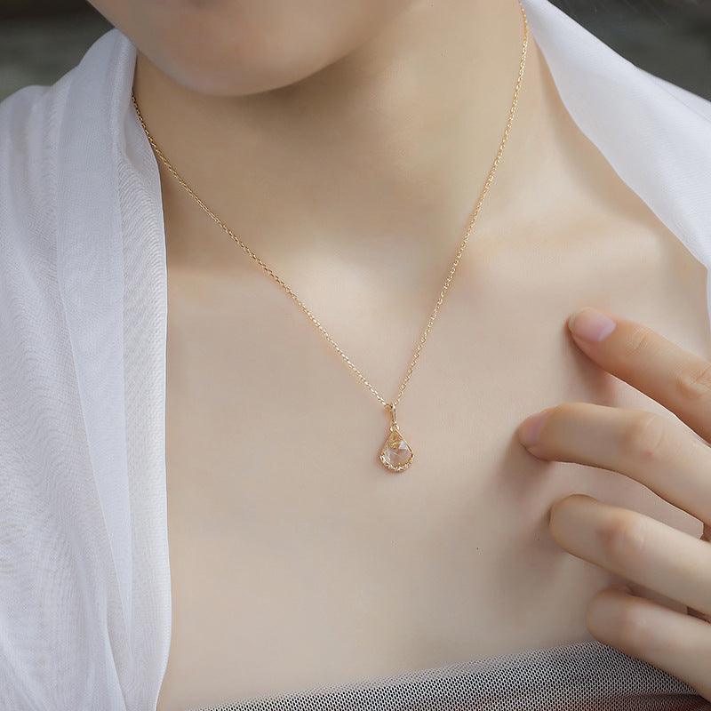 Rose Face Gold Hair Crystal Pendant - Trendha