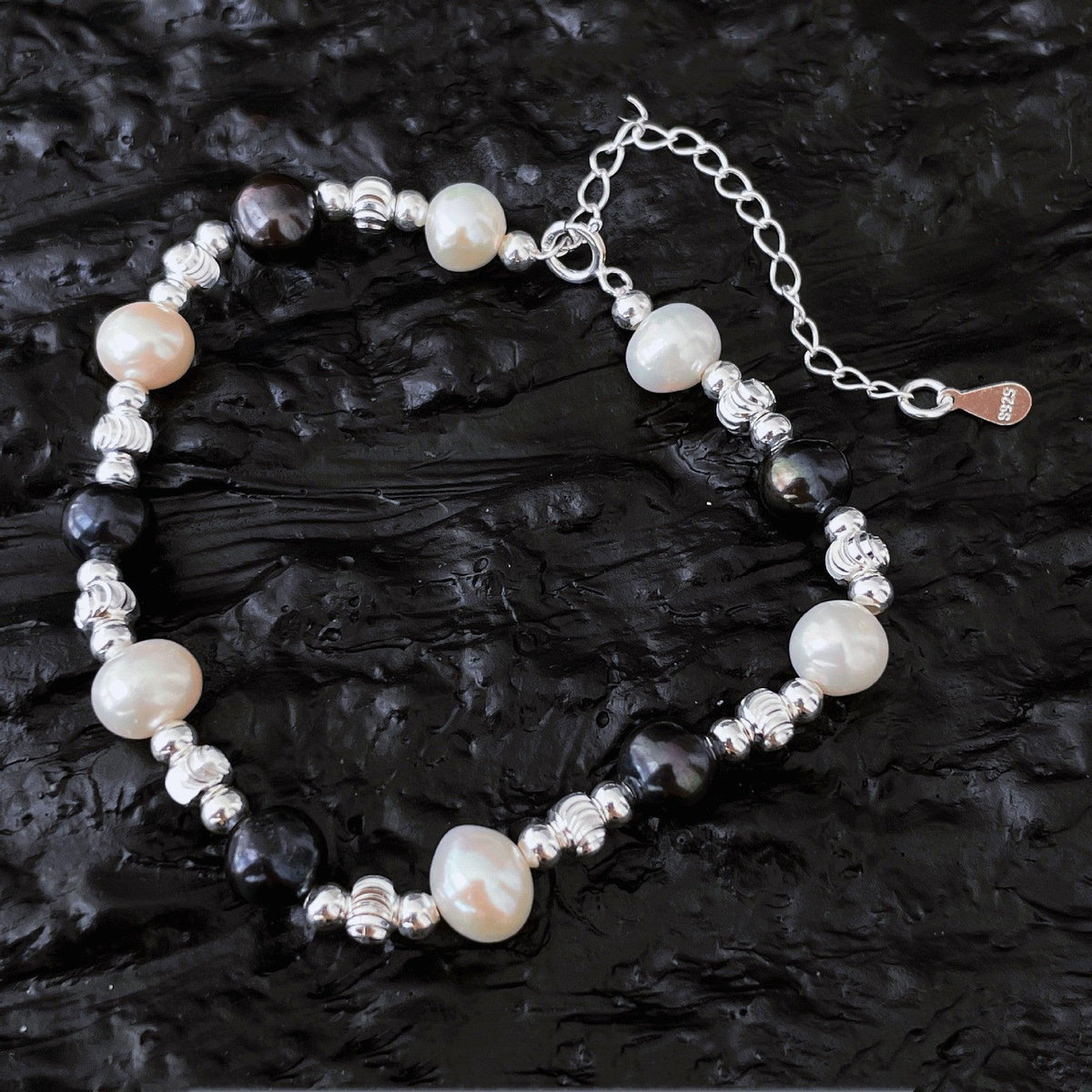Silver Black And White Pearl Laser Bead Necklace - Trendha