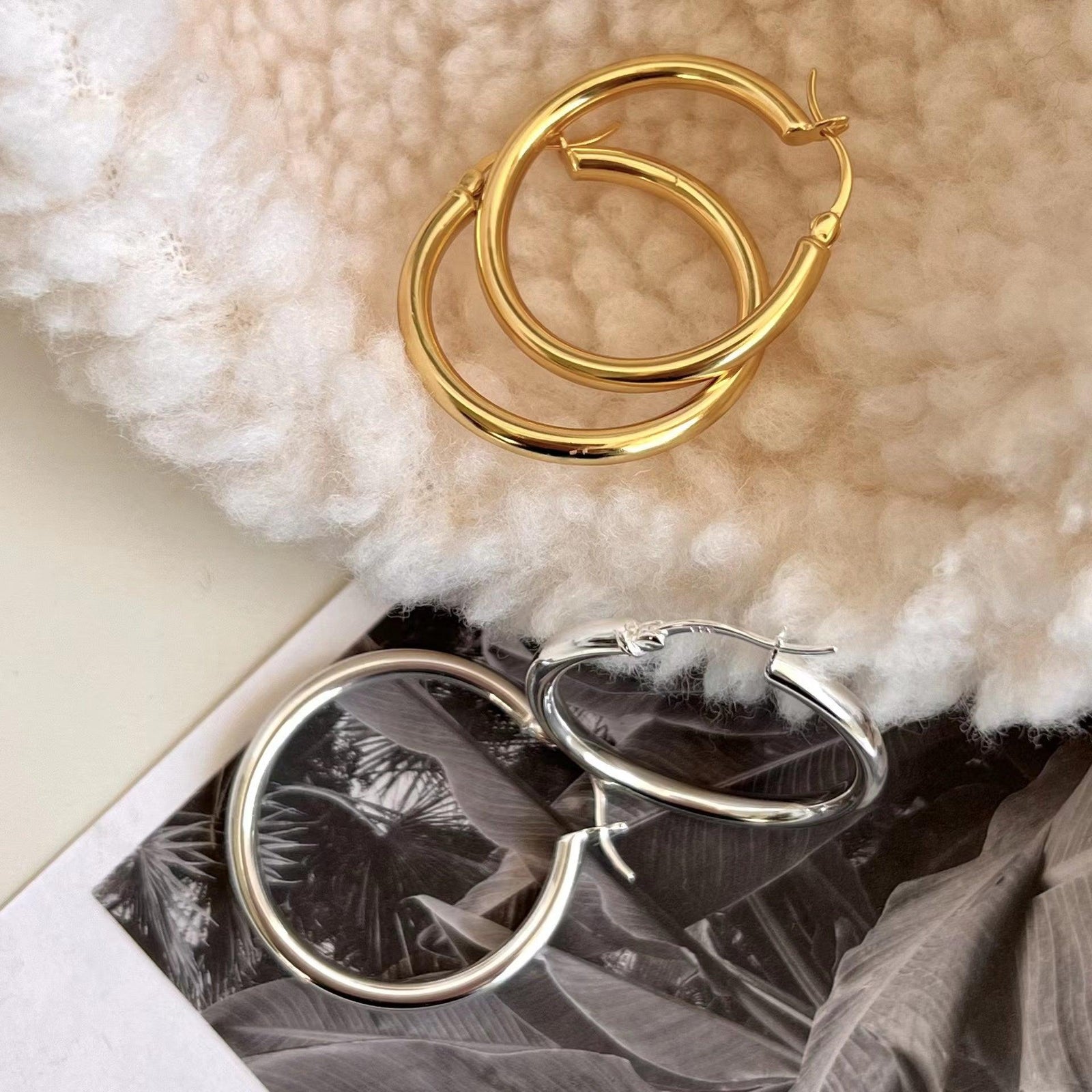 Silver Classic Versatile Glossy Earring Diameter - Trendha