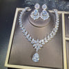 style: Necklace ear clip