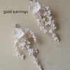 Color: Gold earrings