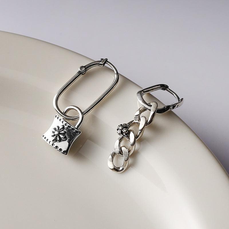 Women's Sterling Silver Asymmetric Chain Lock Ear Buckle - Trendha