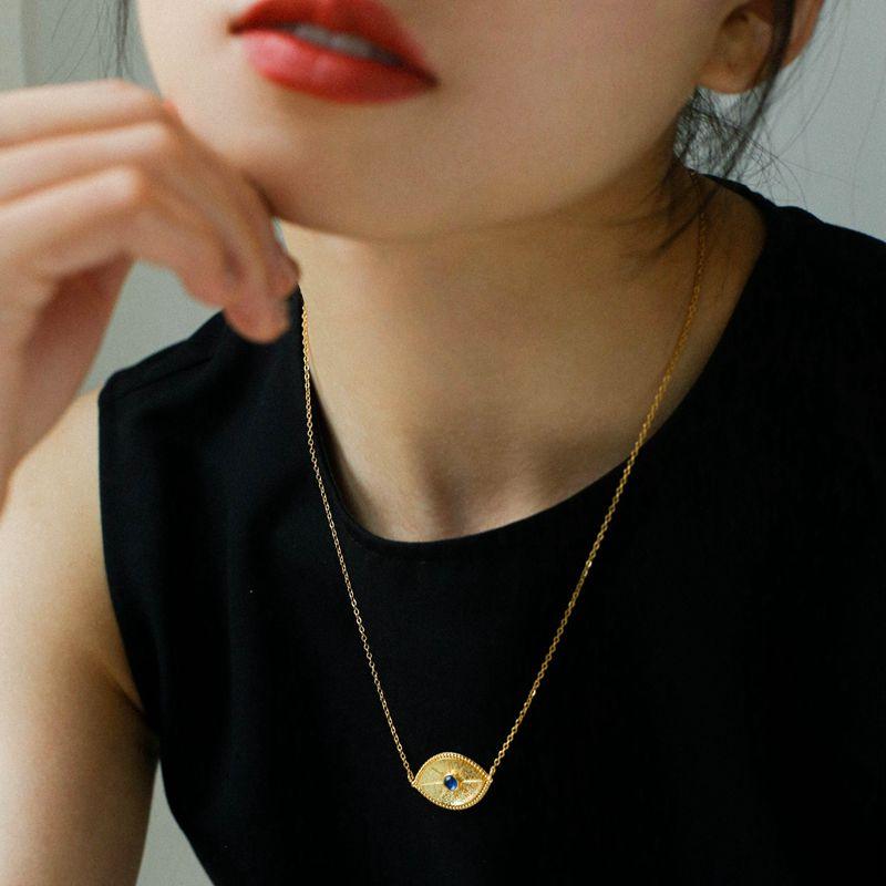 Women's Temperament Fashion Guardian Eye Stacking Pendant Necklace - Trendha