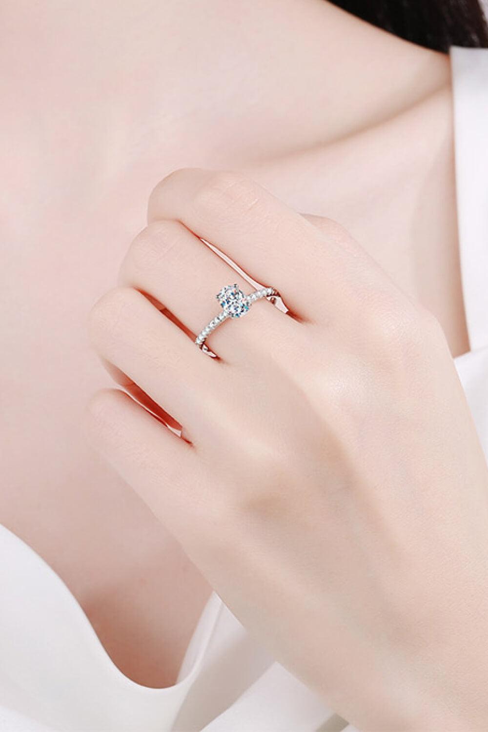 925 Sterling Silver Inlaid 1 Carat Moissanite Ring - Trendha