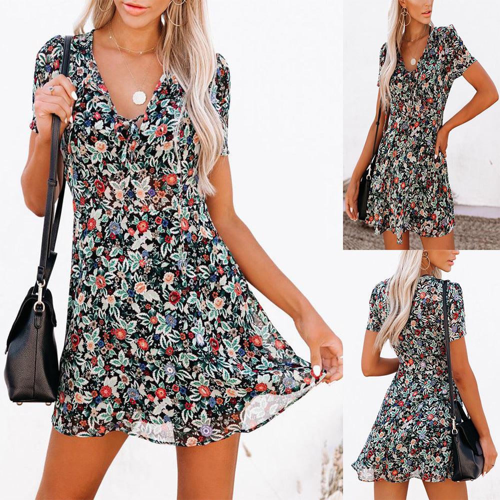 Women's Short Sleeve V-Neck Floral Dress - Trendha